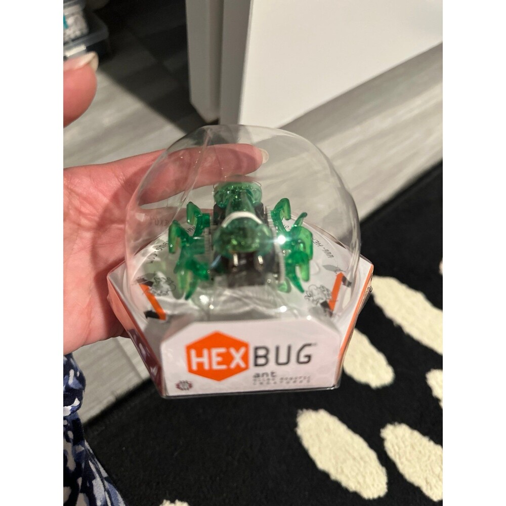 Hexbug ant
